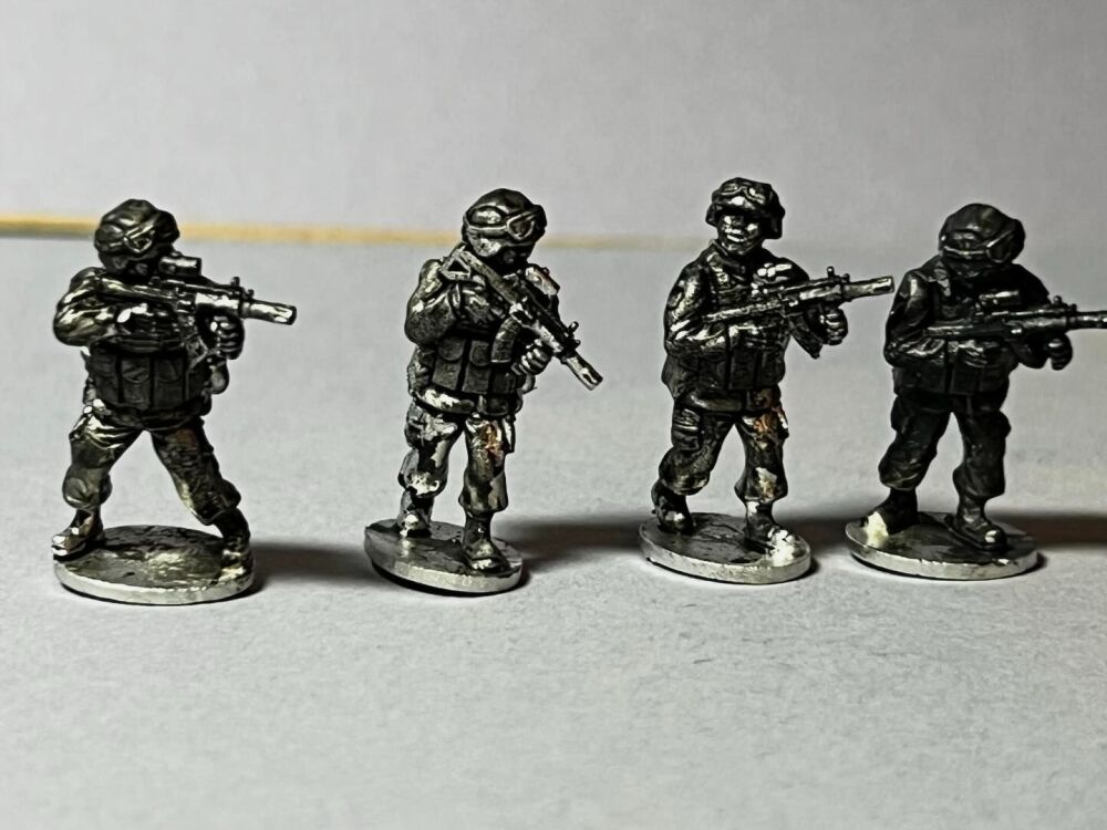 PLA14 Chinese PLA in body armour armed with the QBZ191