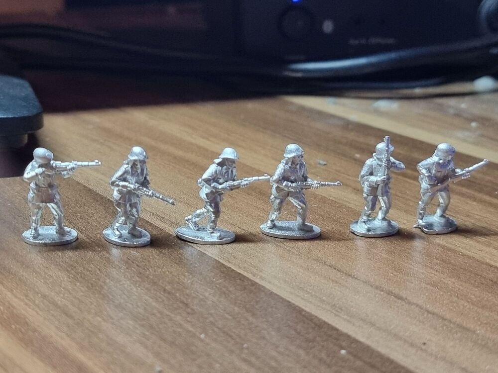KNIL08 KNIL Armoured Infantry (carbines, no puttees and no gas mask)