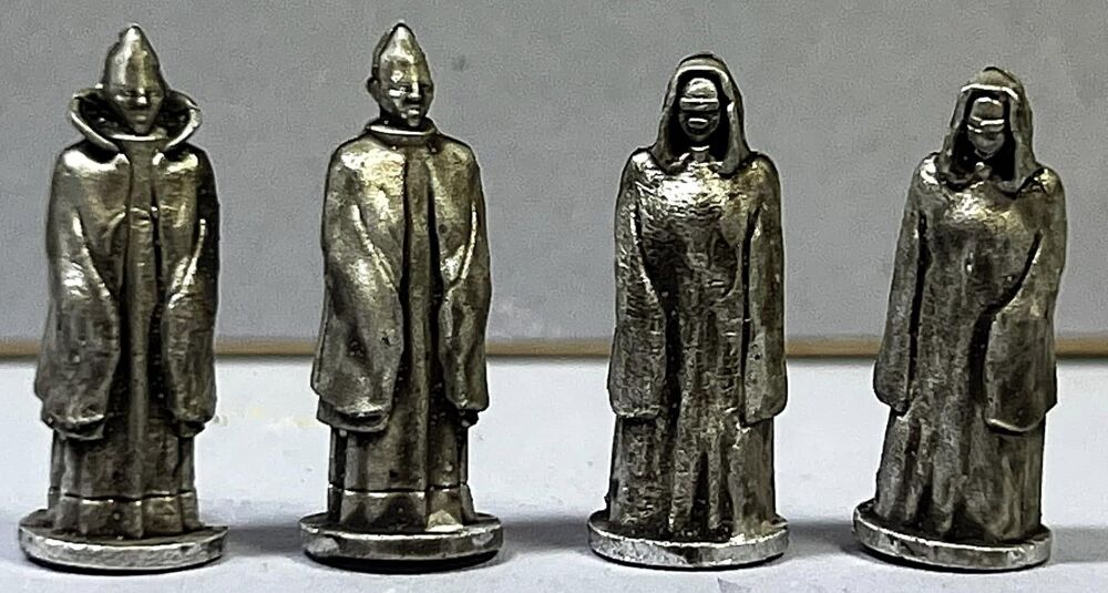 LON02  Robot Civilians 2 male 2 female
