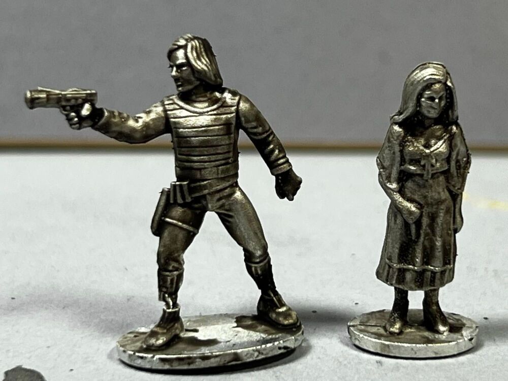 CAP04 broken warrior (casting leg is broken and female companion (alternate head)