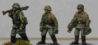 LAH02 Early SS MG34 team walking in M38 smocks