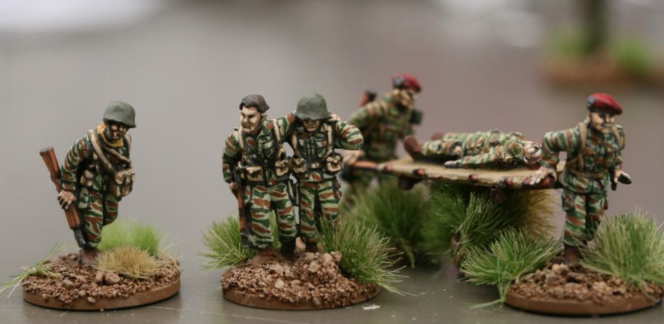 FP06 French Medic and Wounded