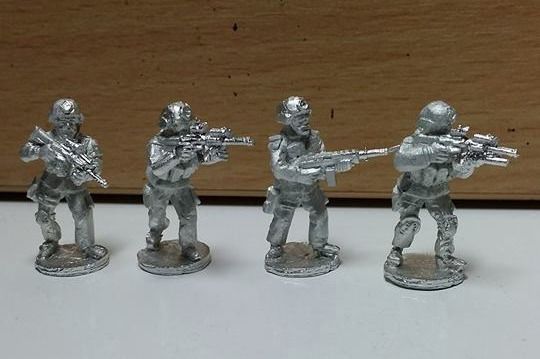 SF21 Early SF in plate carriers and SF MICH helmets fireteam