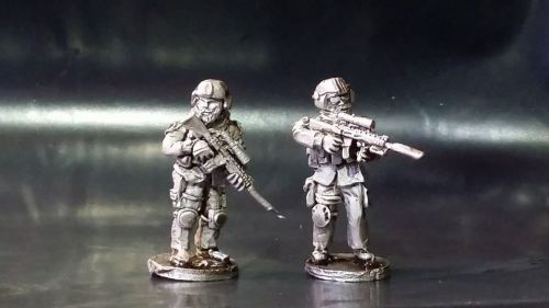 SF22 Early SF in plate carriers and SF MICH helmets with DMRs
