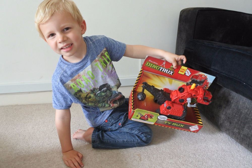 toys dinotrux 4