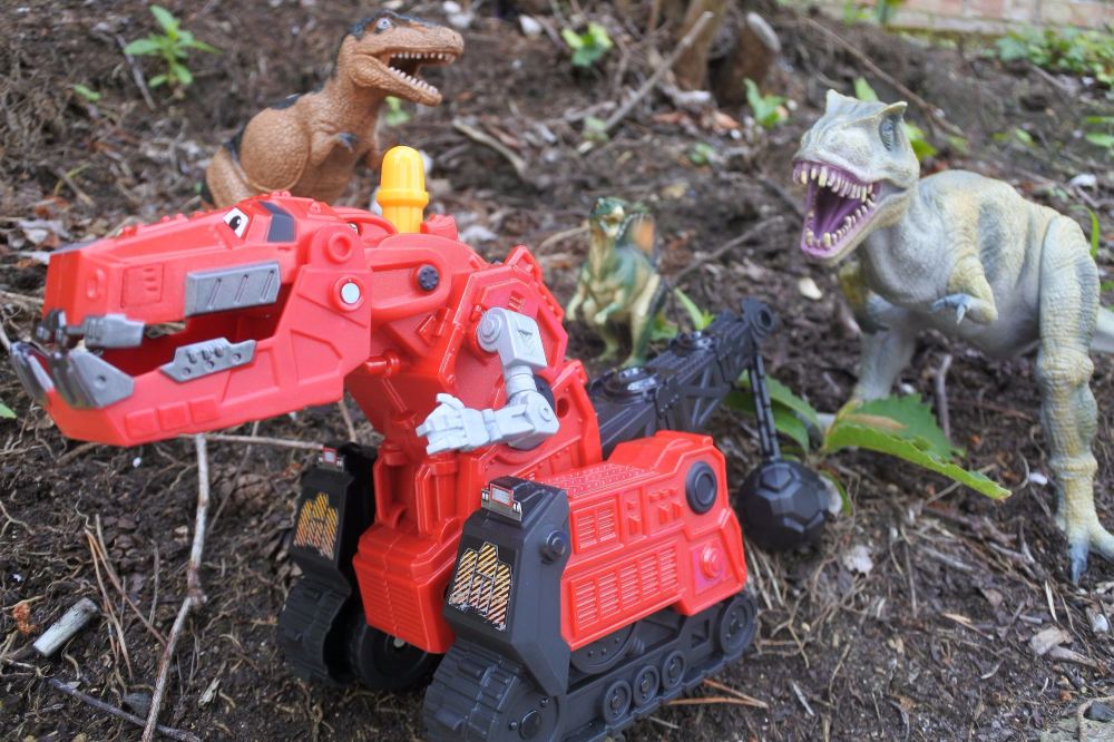 dinotrux and dinos 2