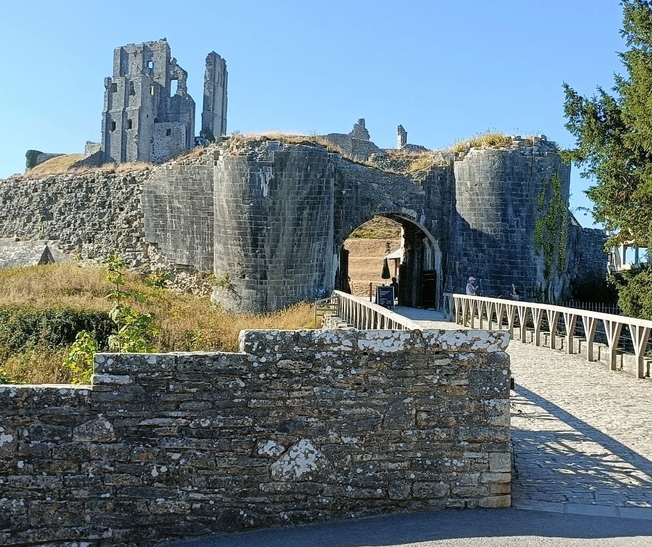 Corfe Castle Free Places Blog