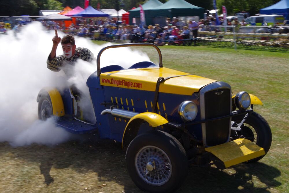 June 8 and 9 Spring Countryside Show Dingle Fingle Comedy Car capers Photo
