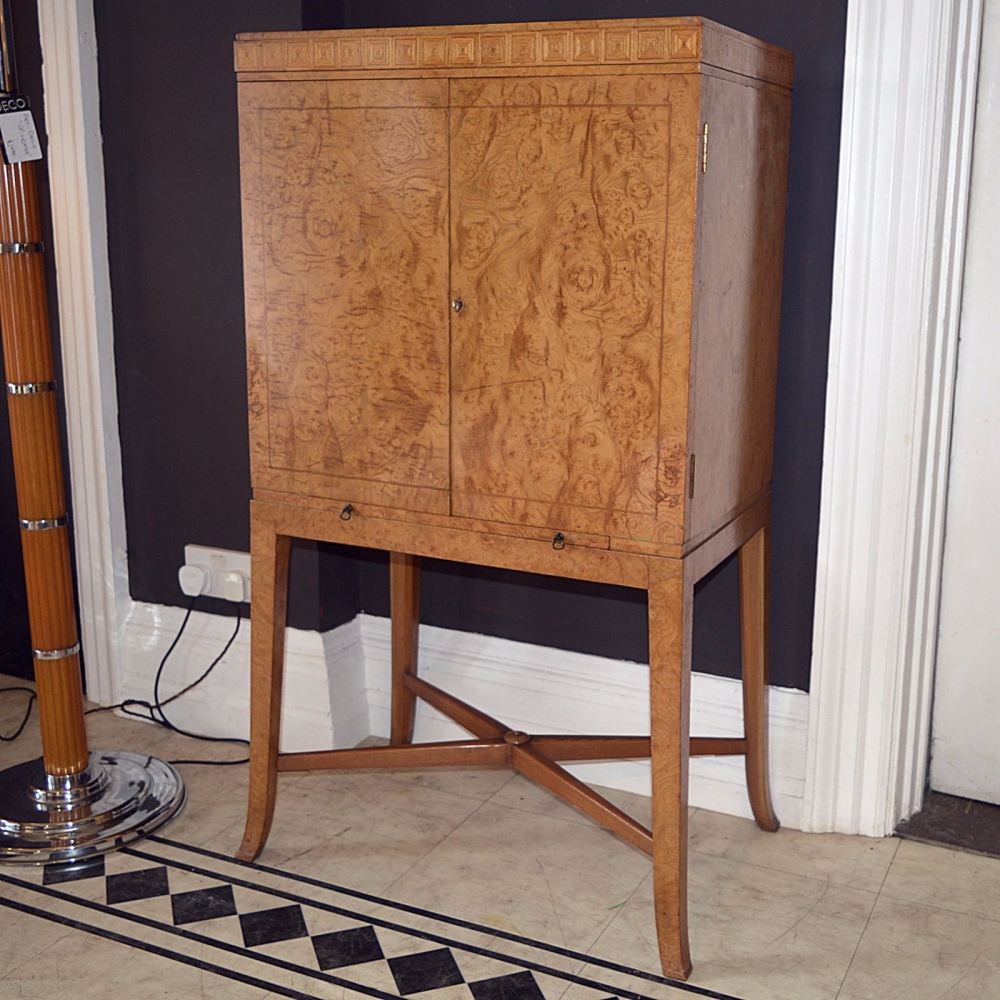 Art Deco Burr Ash Cocktail cabinet of good small size