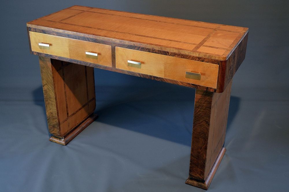 Fine Art Deco sycamore and burr walnut banded serving table