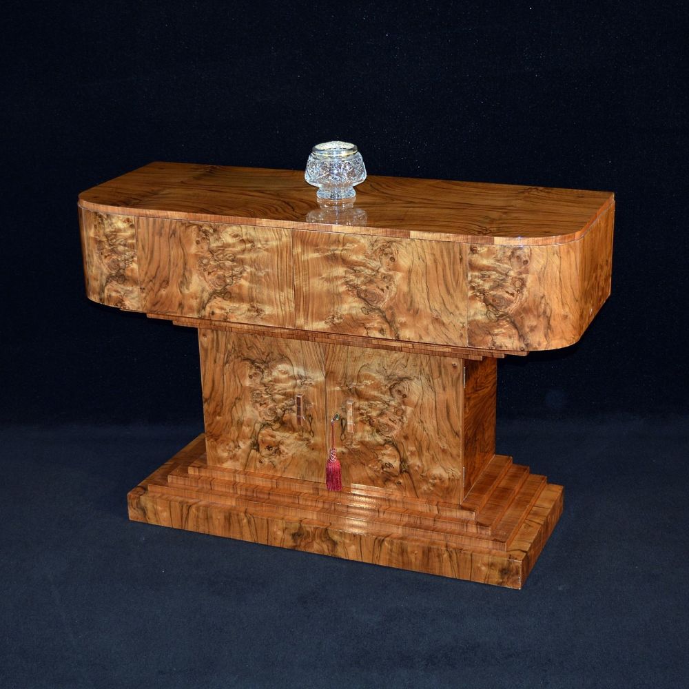 Exceptional Art Deco figured walnut serving table