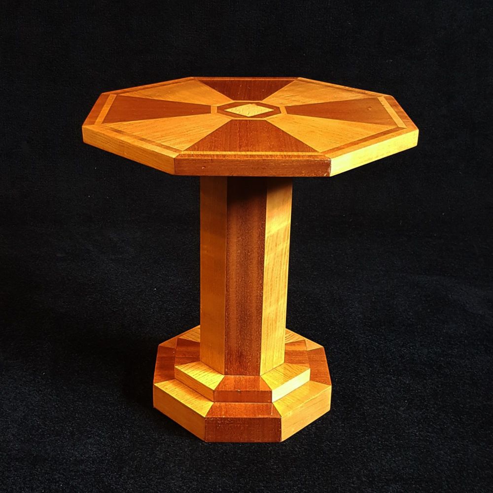 Good Art Deco occasional / coffee table