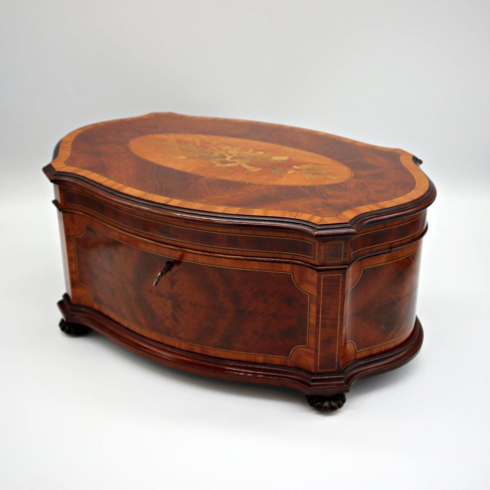 Fine late Victorian inlaid mahogany jewellery box.
