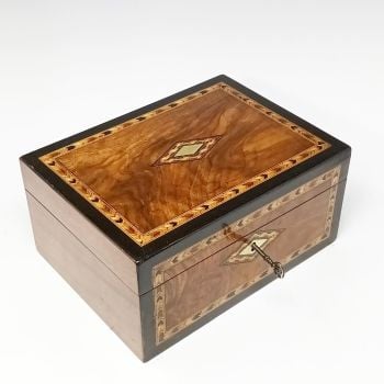 Large antique walnut jewellery box.