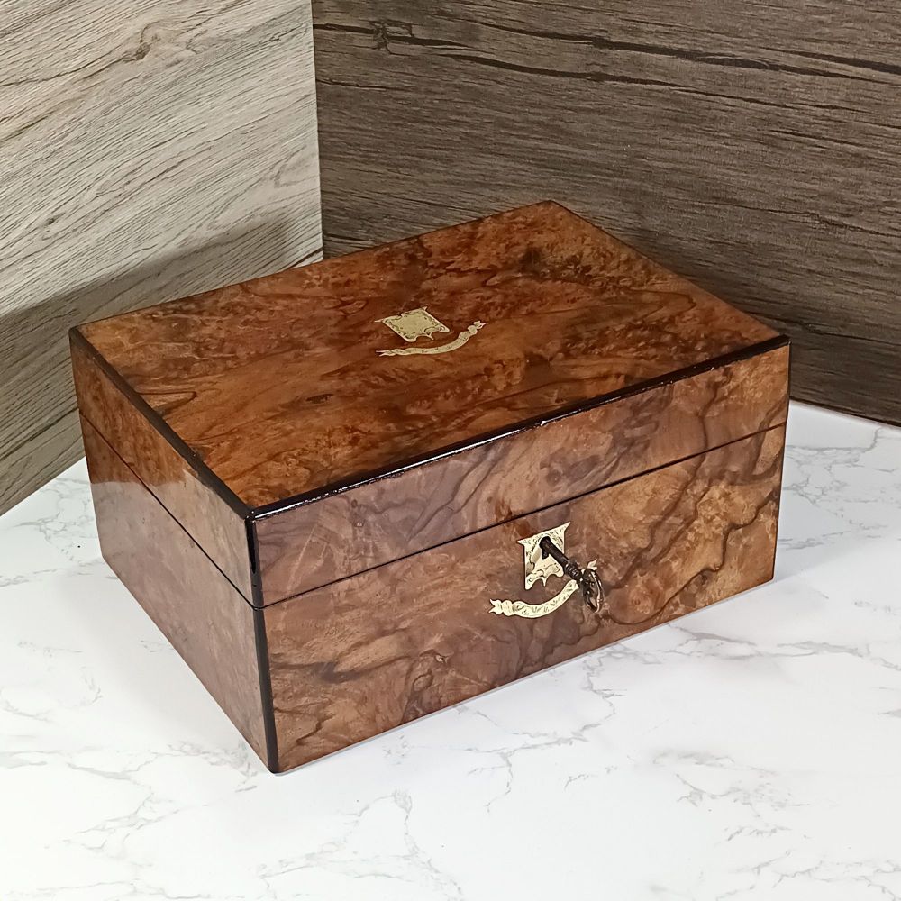 Victorian figured walnut jewellery box.