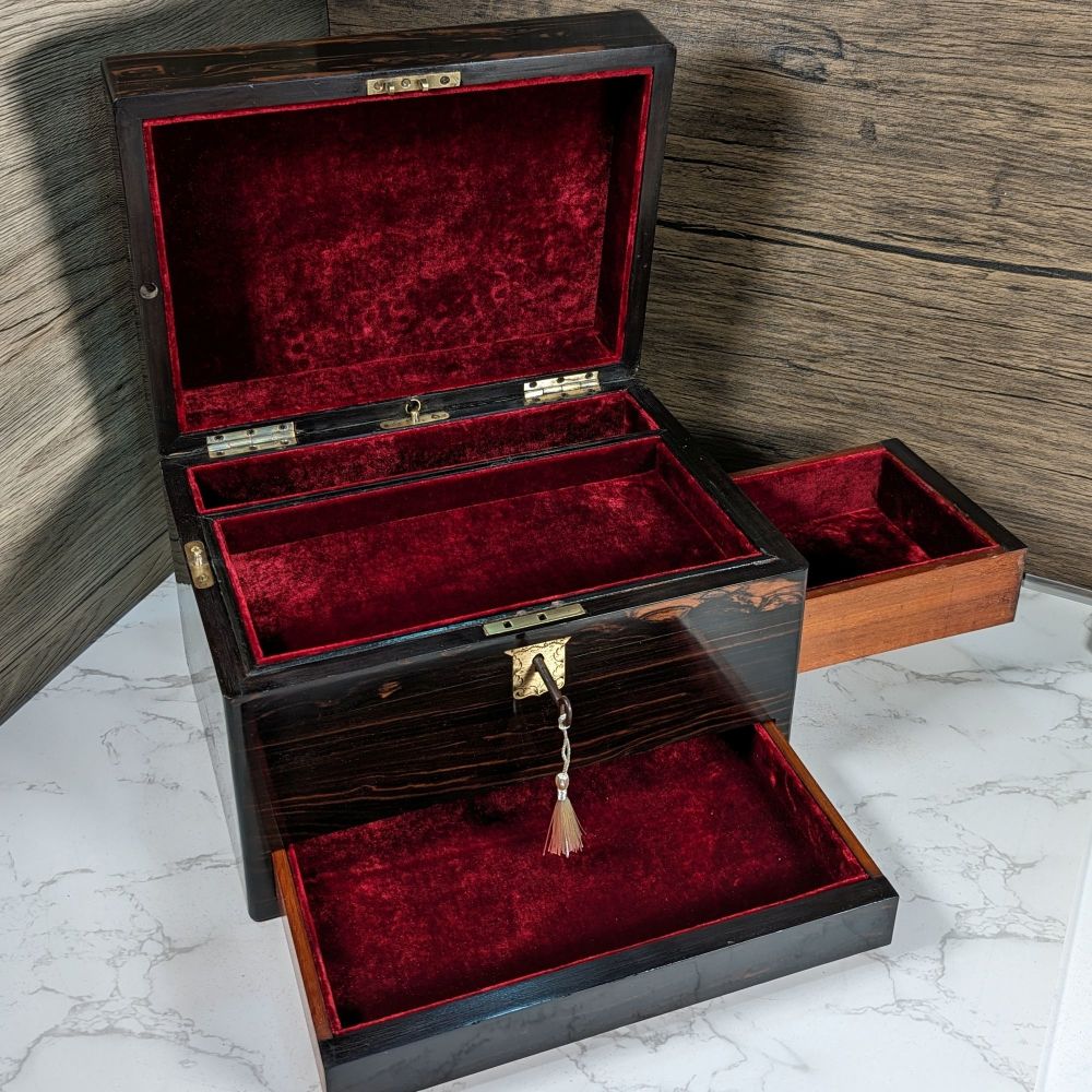 Fine Victorian coromandel jewellery box.
