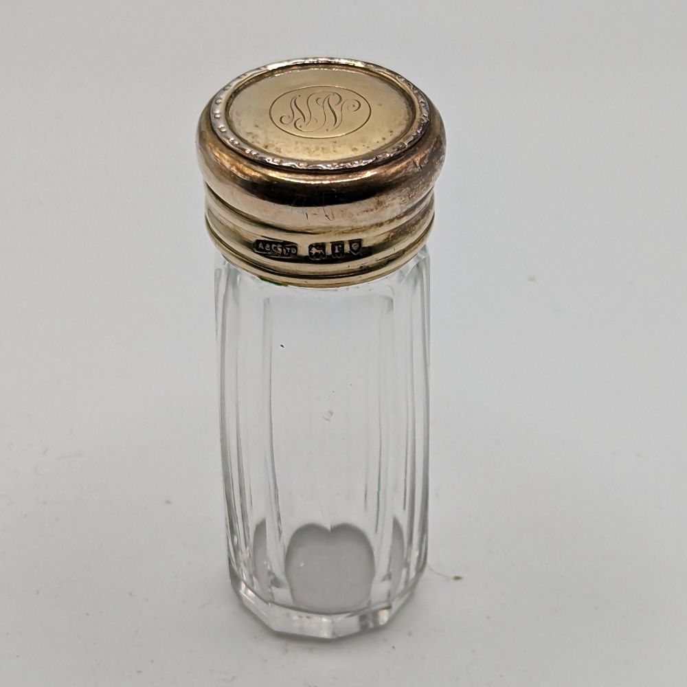 Asprey, London, a fine silver gilt jar, 1912
