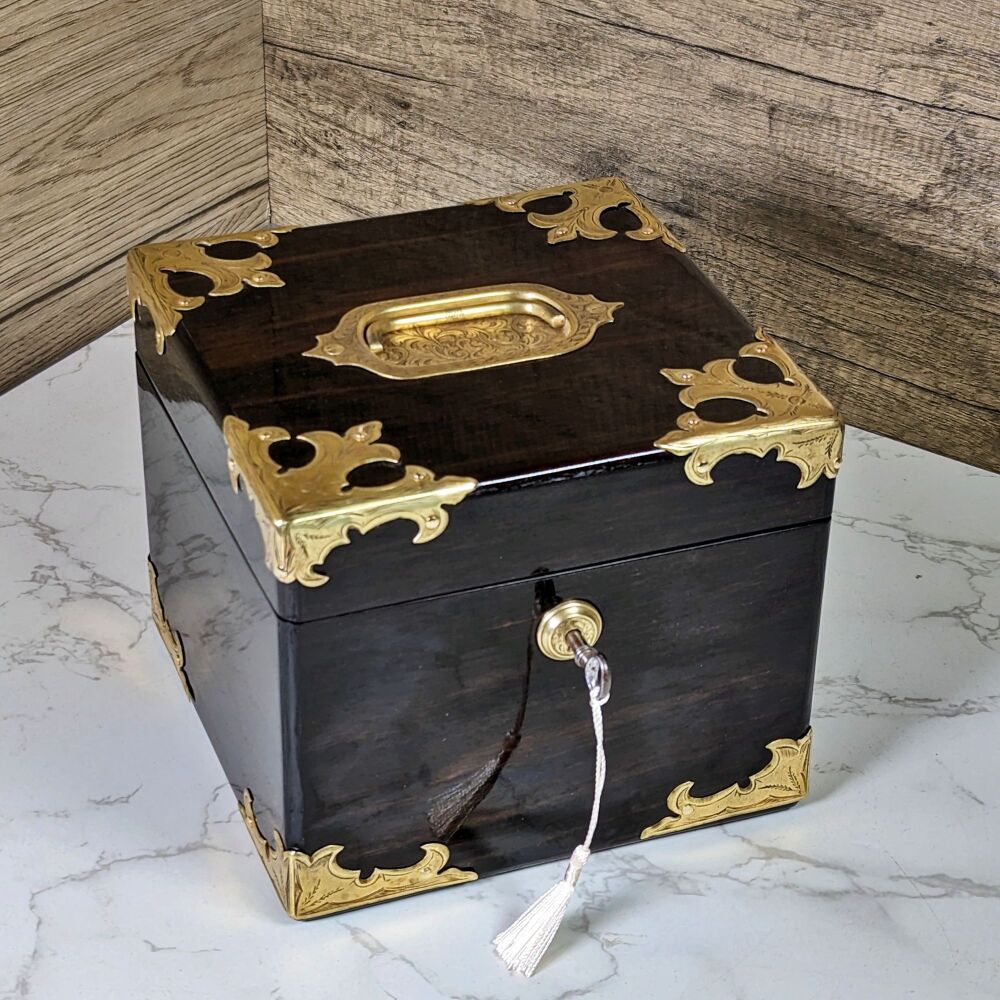 Fine Victorian coromandel & brass mounted jewellery box.