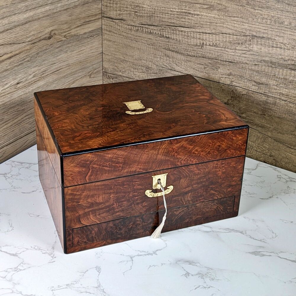 Victorian walnut jewellery box with ebony banding.