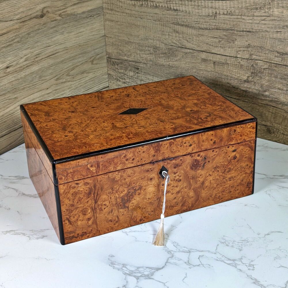 Victorian amboyna  & ebony banded box.