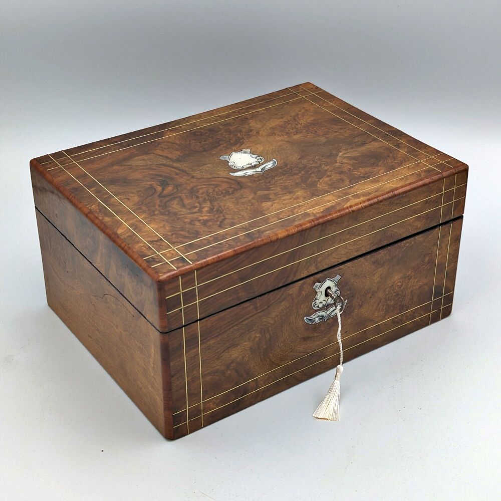 Victorian burr walnut & brass inlaid jewellery box.