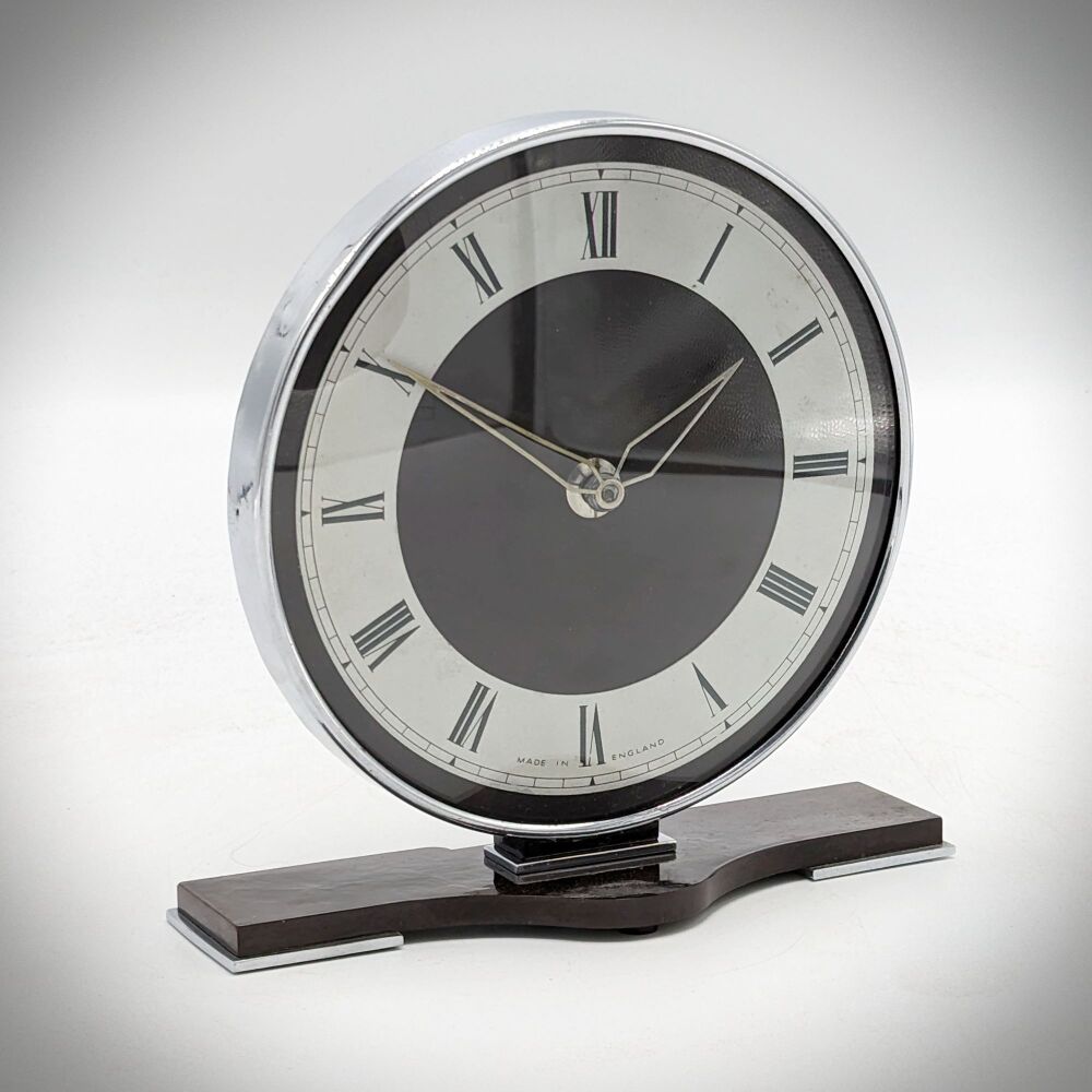Art Deco bakelite & chrome mantel clock.