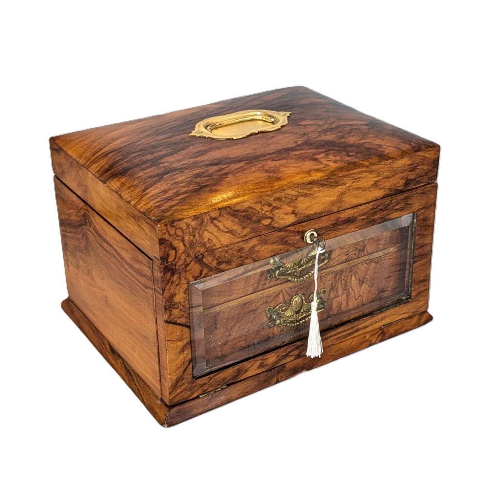 Good Victorian walnut jewellery box.