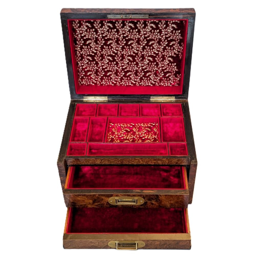 Fine Victorian burr walnut jewellery box.