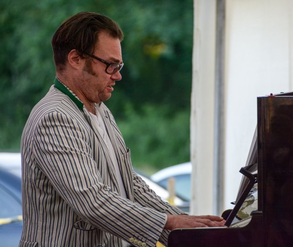 WEDNESDAY April 29th, 8pm - GARETH WILLIAMS TRIO