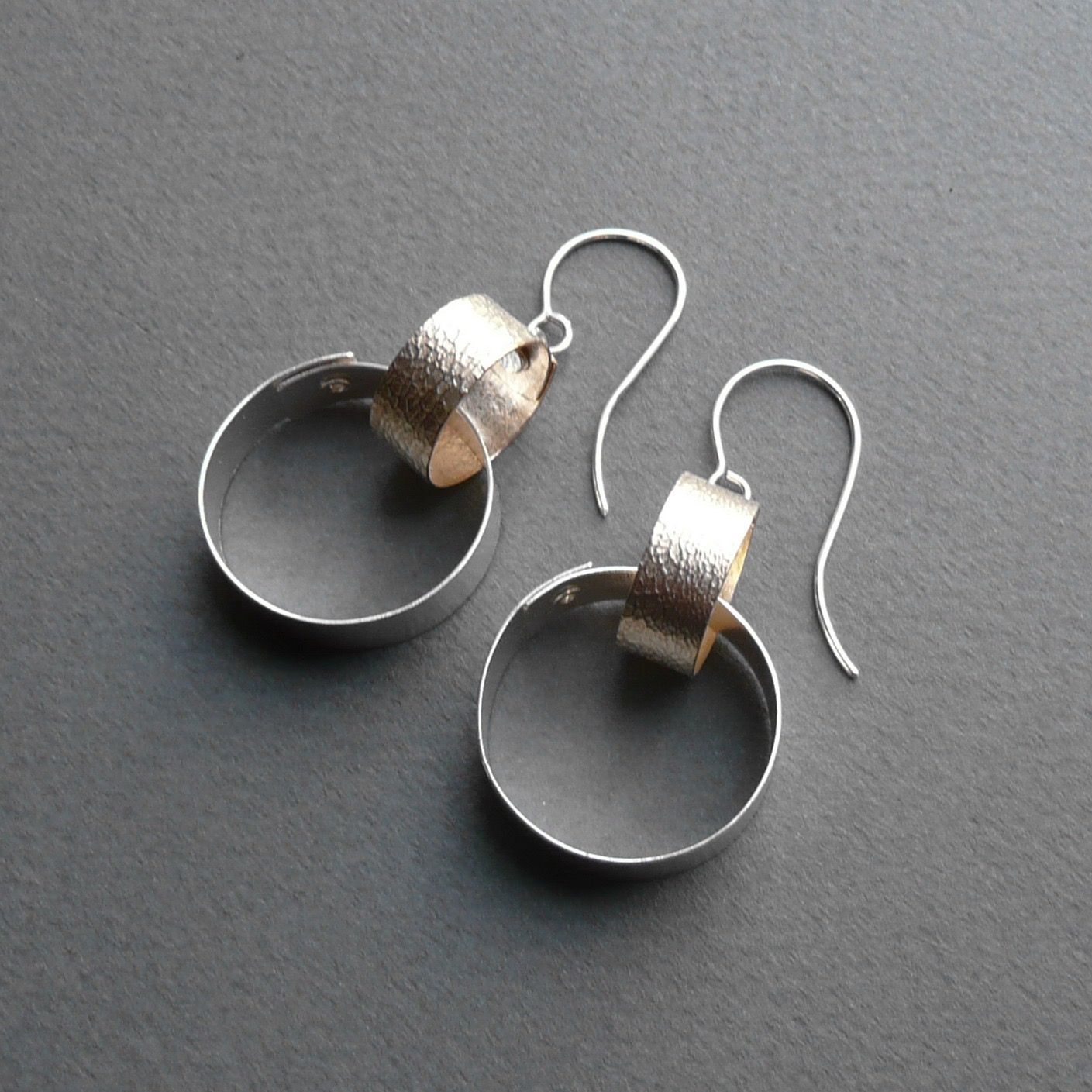 Contemporary silver jewellery, handcrafted in Scotland