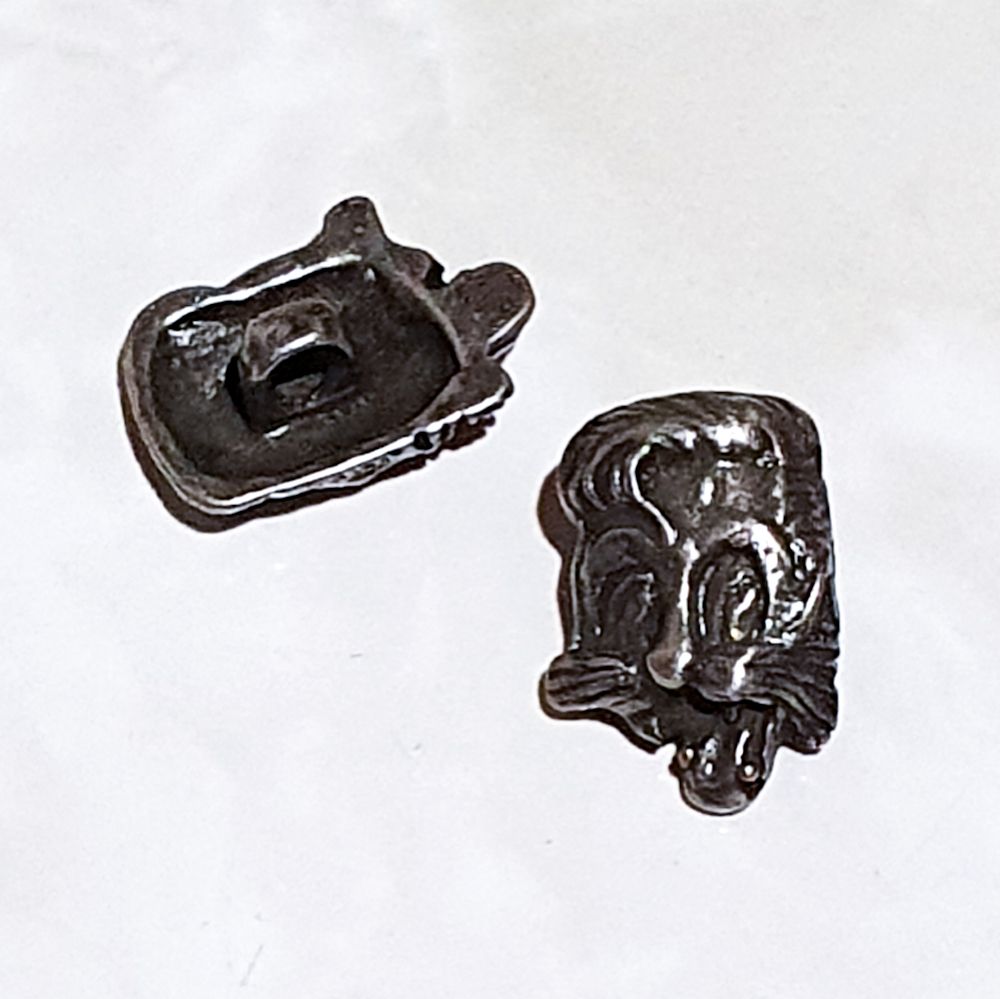 Rumble 59 Cat's Head Buttons