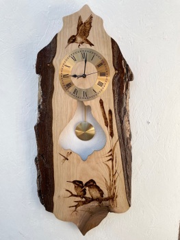 Kingfisher pendulum
