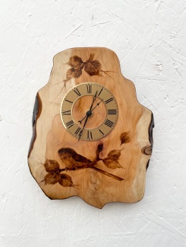 Long tailed tit clock