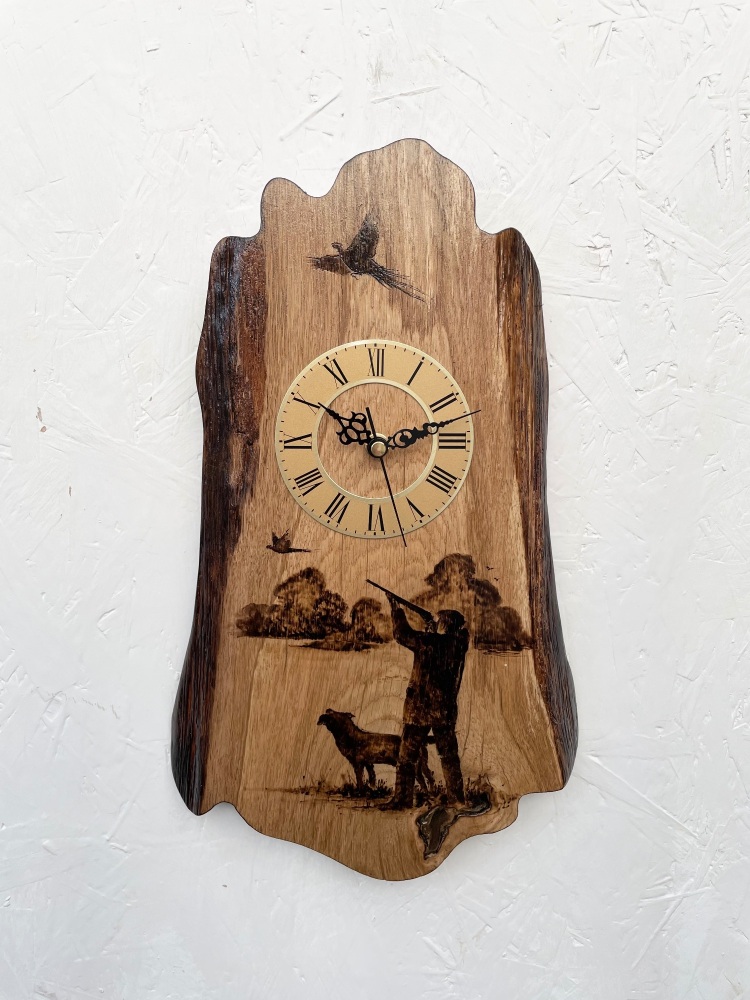 Huntsman clock