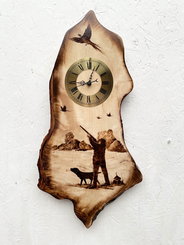 Huntsman clock