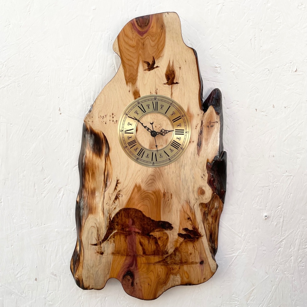 Otter clock