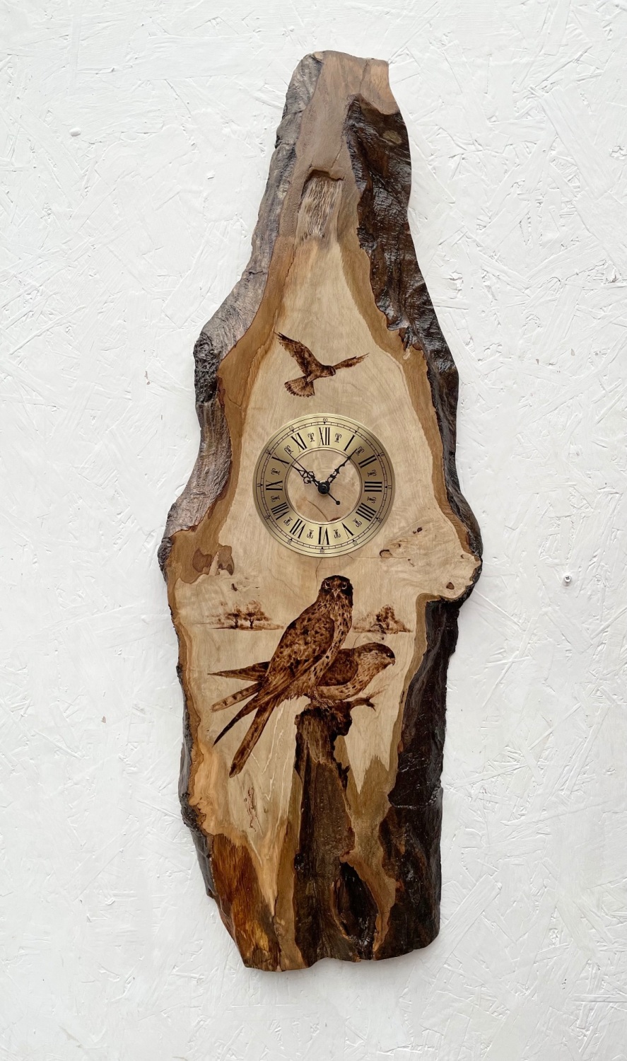 Kestrel clock