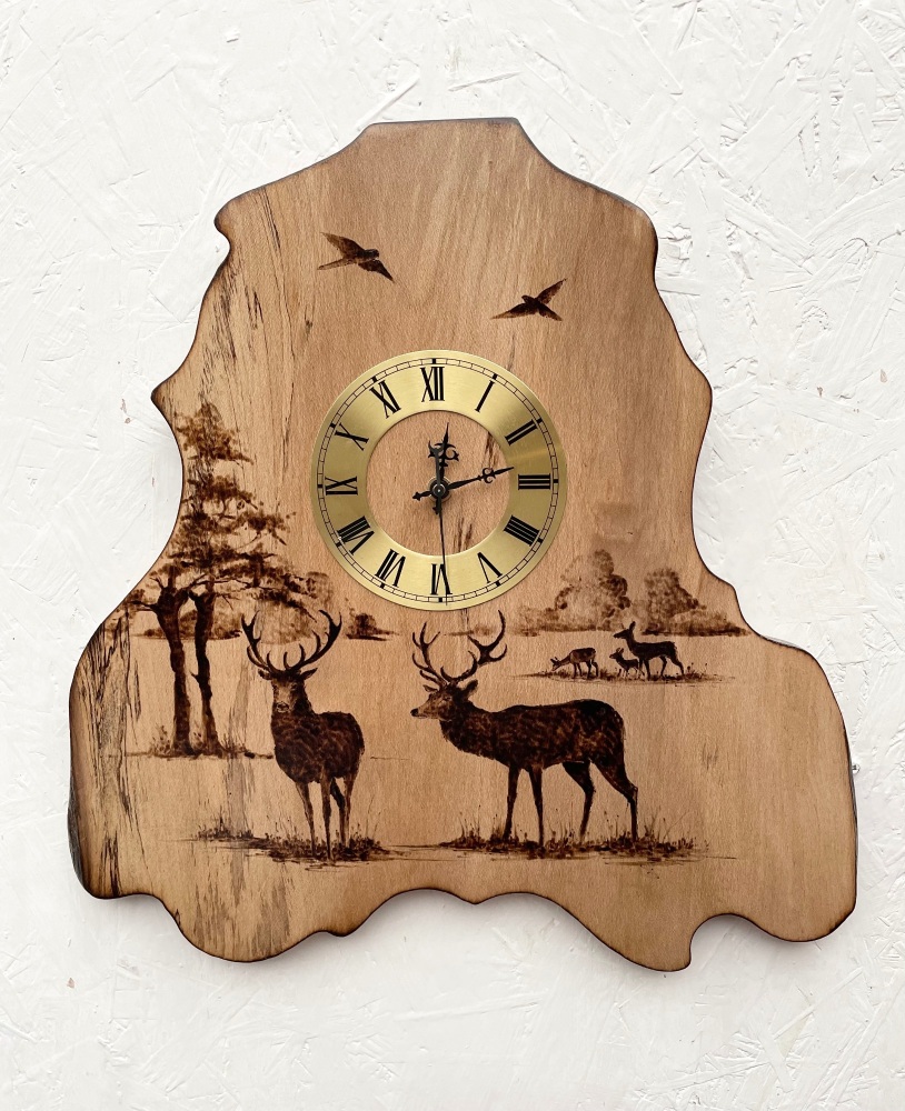Stag clock, beech