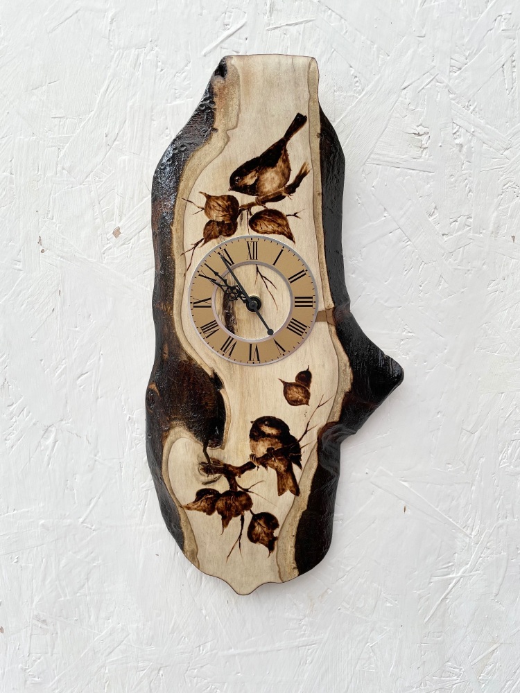 Coaltit clock