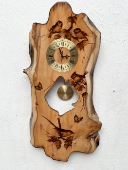 Garden birds pendulum