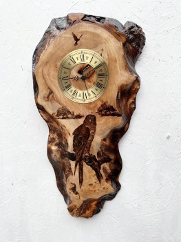 Kestrel clock