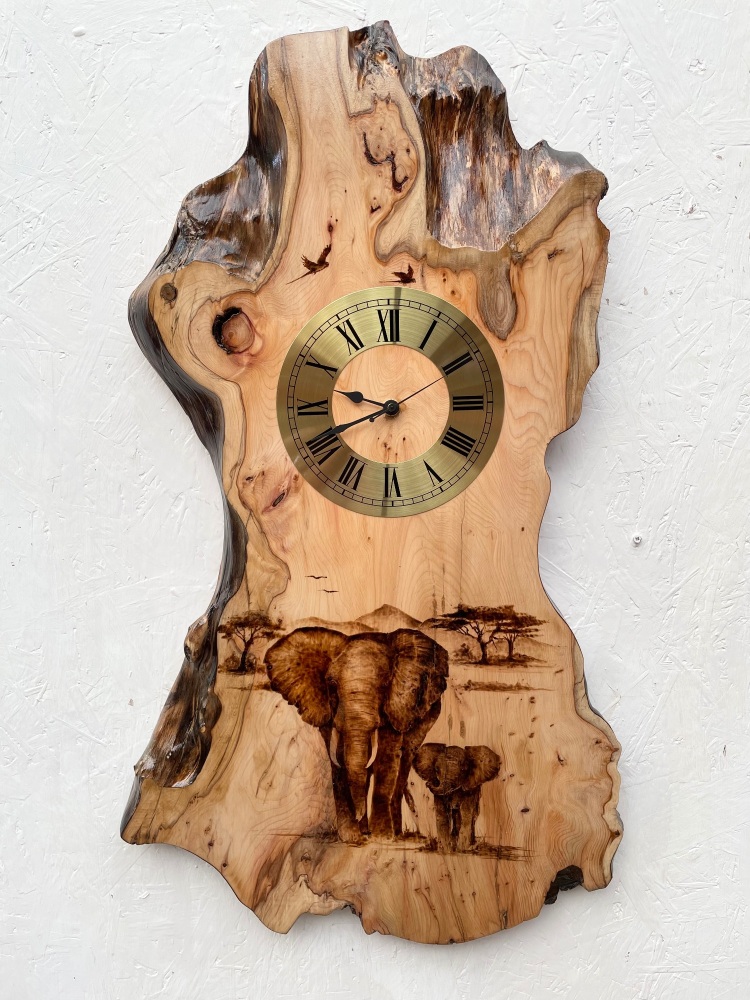 Elephant clock