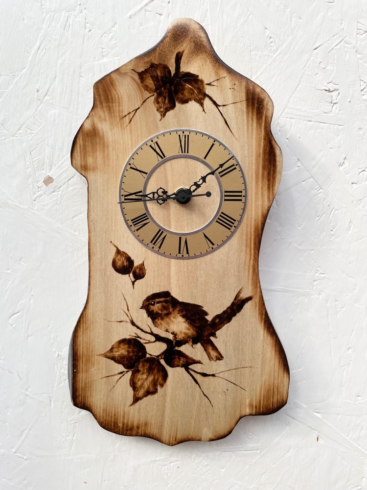 Bluetit clock
