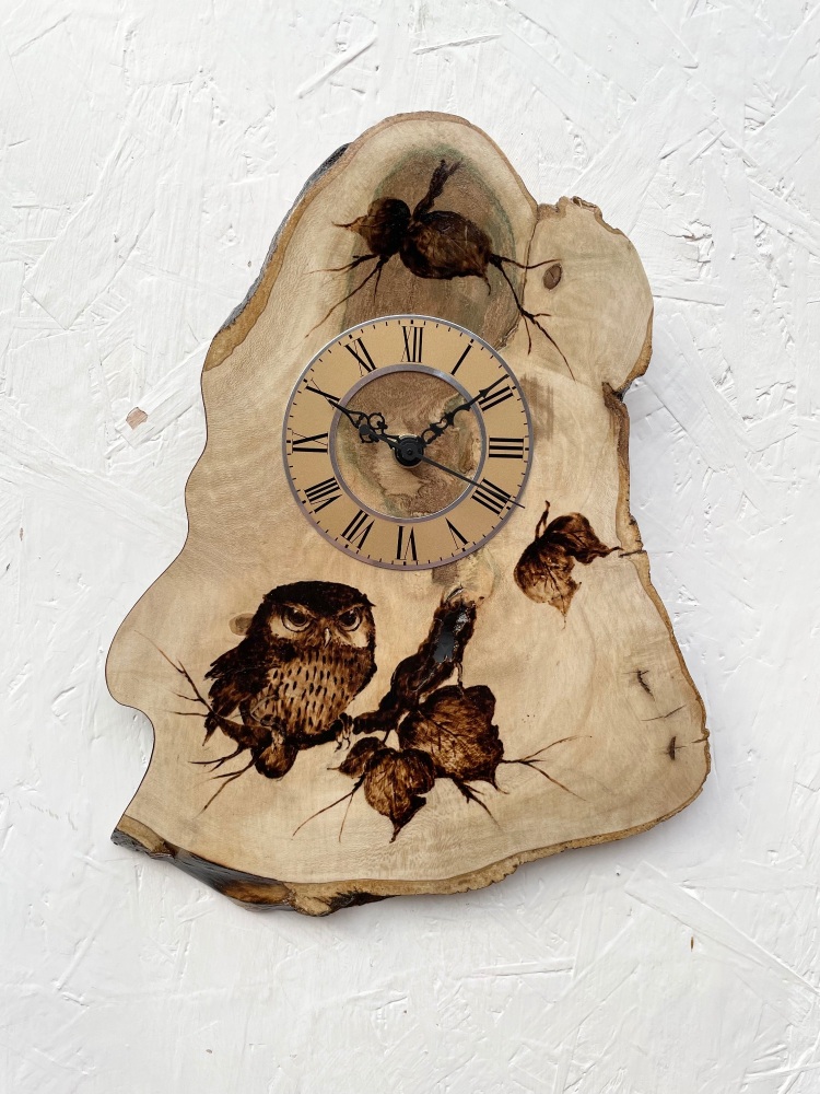 Little owl clock