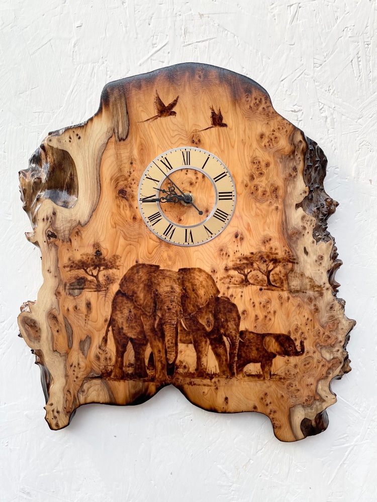 Elephant clock
