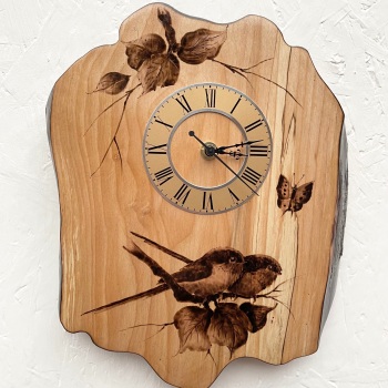 Long tailed tits clock