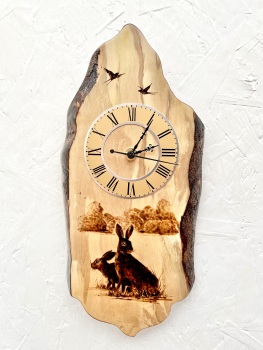 Hare clock