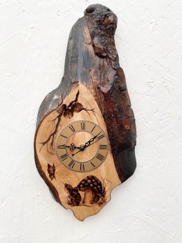 Toadstool clock