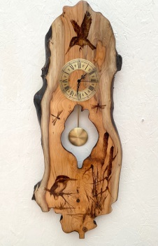 Kingfisher pendulum