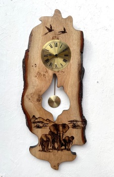 Elephant pendulum